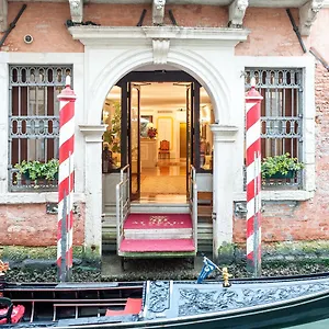 Hotel Ai Reali - Small Luxury Of The World